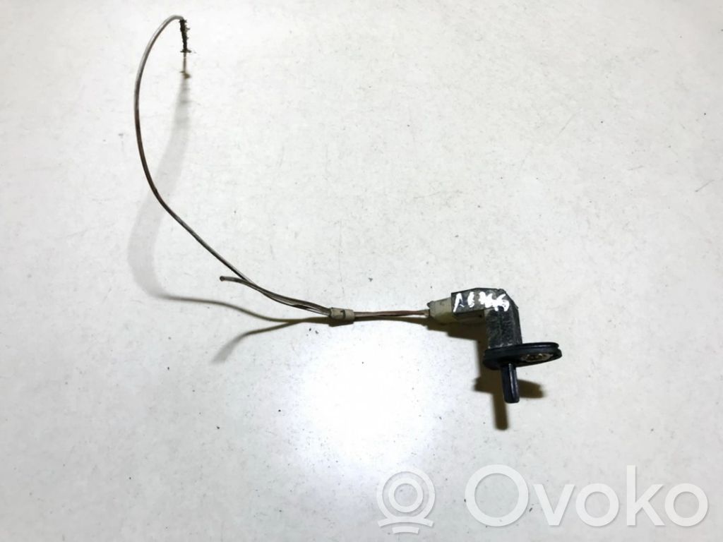 Volkswagen PASSAT B4 Sensor de la puerta delantera 