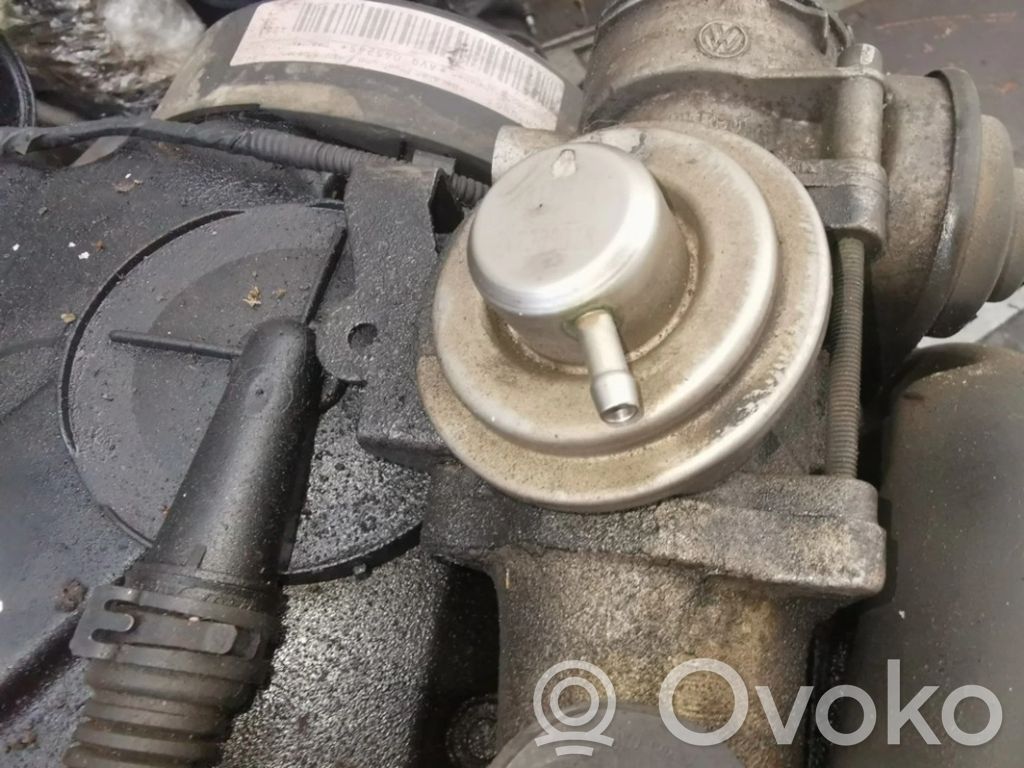 Volkswagen Touran I Valvola EGR