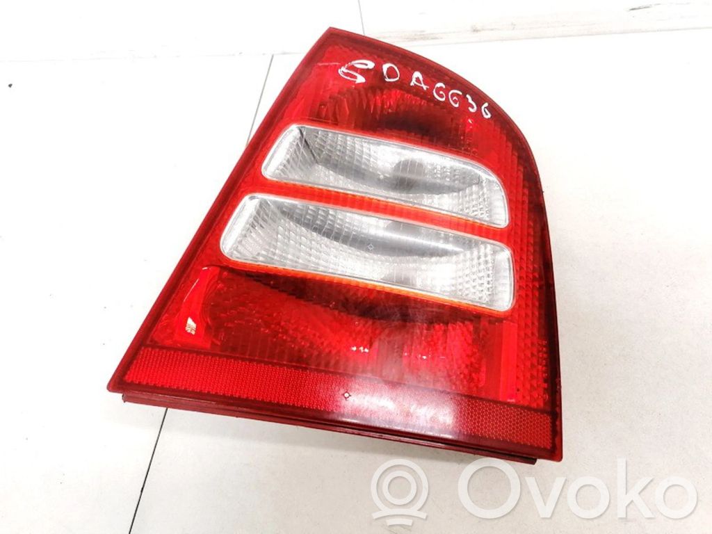 Skoda Octavia Mk1 (1U) Lampă spate în caroserie