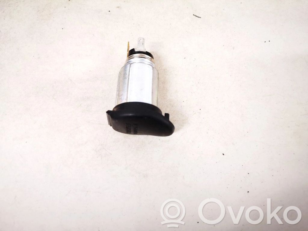 Mechero del coche