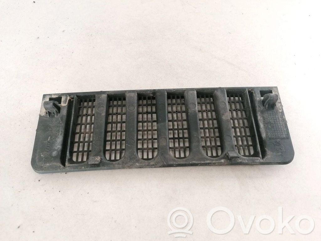 Citroen Evasion Wiper trim 