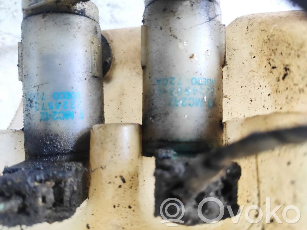 Nissan Almera Windscreen/windshield washer pump 