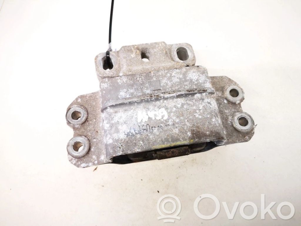 Volkswagen Golf V Supporto di montaggio del motore