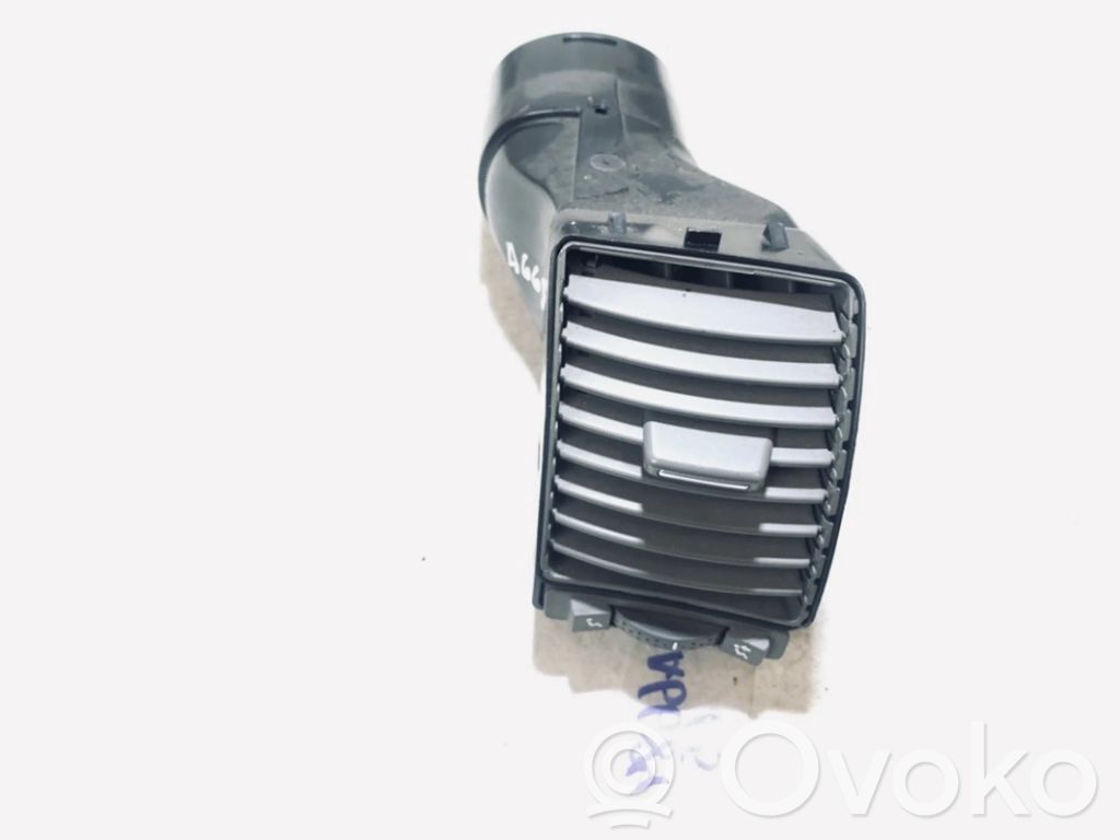 Renault Laguna II Griglia di ventilazione centrale cruscotto 