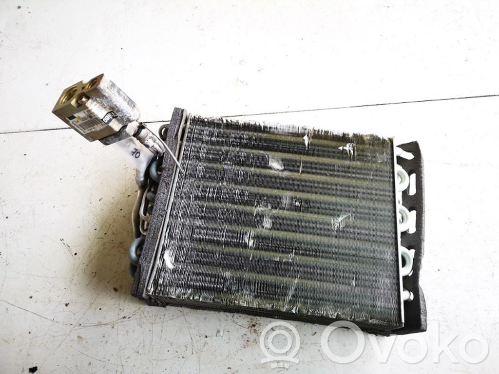 Volkswagen Vento Radiatore di raffreddamento A/C (condensatore)