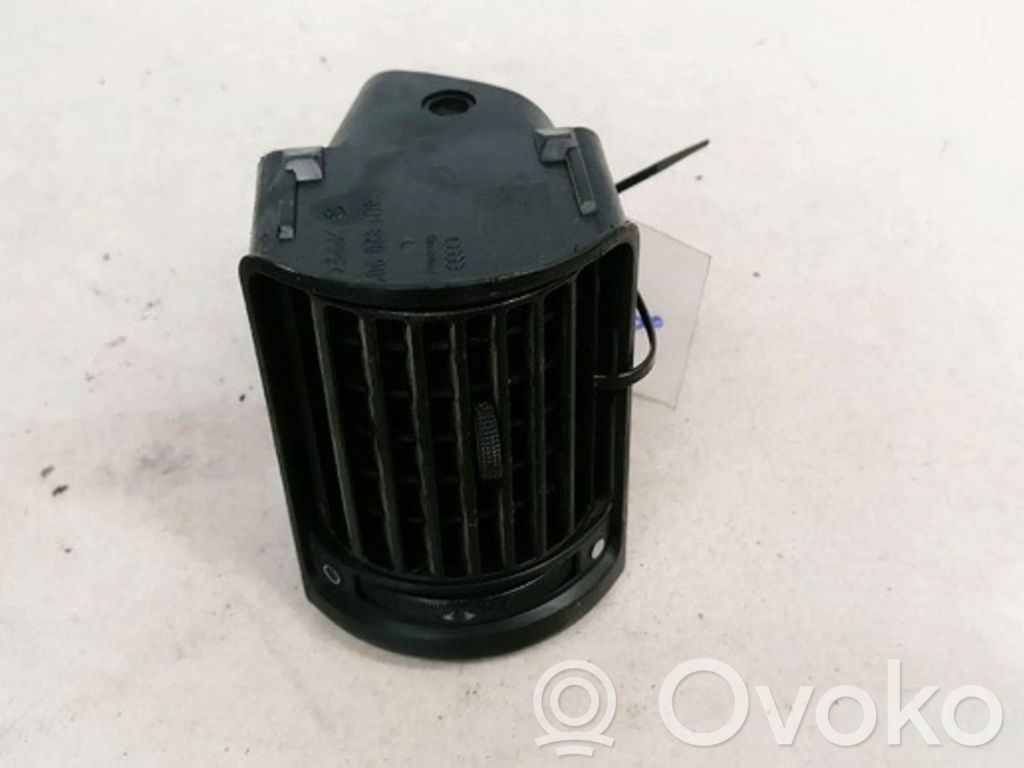 Grilă ventilație centrală   8D1820901,8D1820901