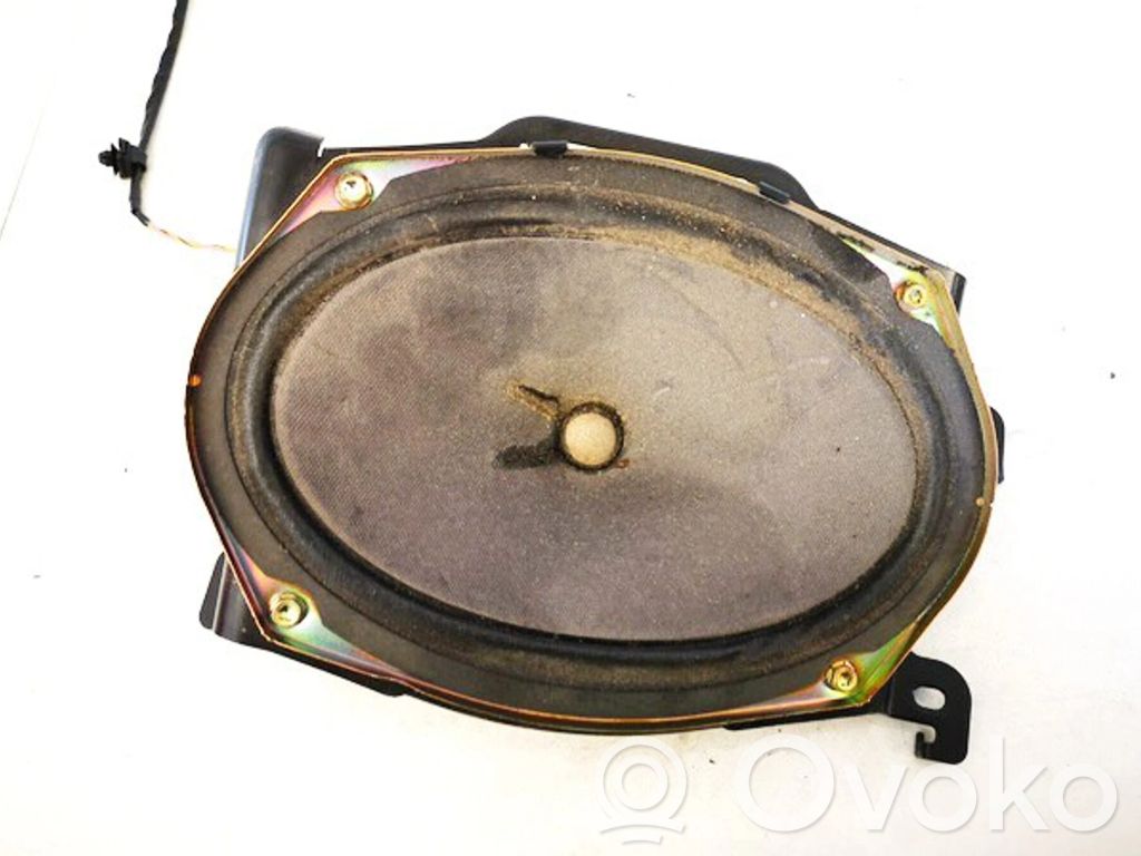 Mazda MPV Etuoven kaiutin 