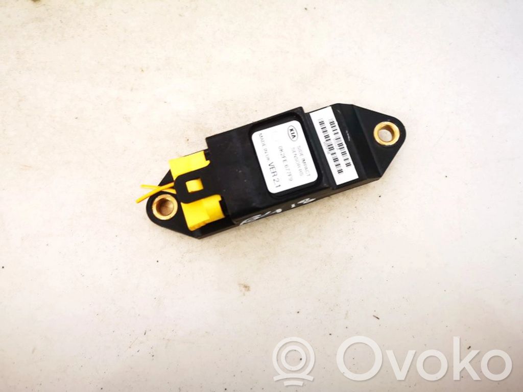 Sensor impacto/accidente para activar Airbag   0K2FE677F9,0K2FE677F9