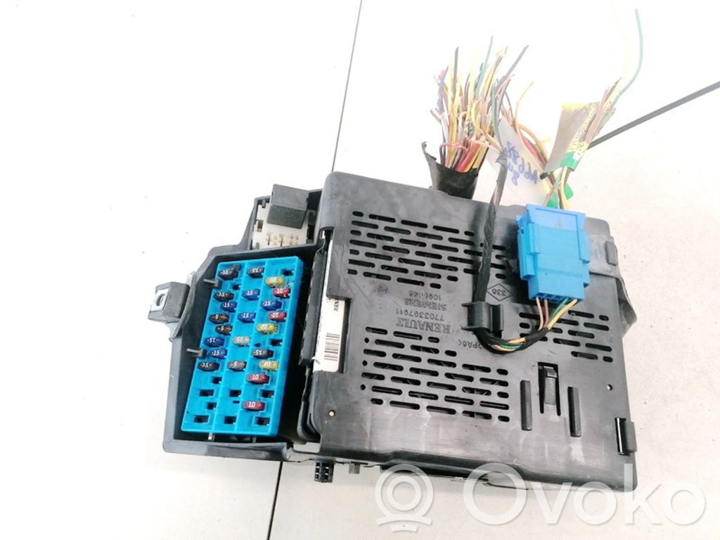 Renault Scenic I Set scatola dei fusibili 