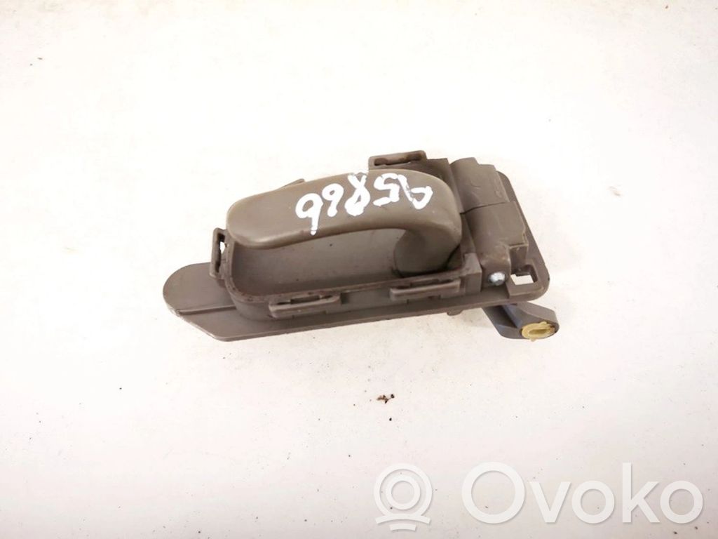 Citroen Xsara Picasso Takaoven sisäkahva 