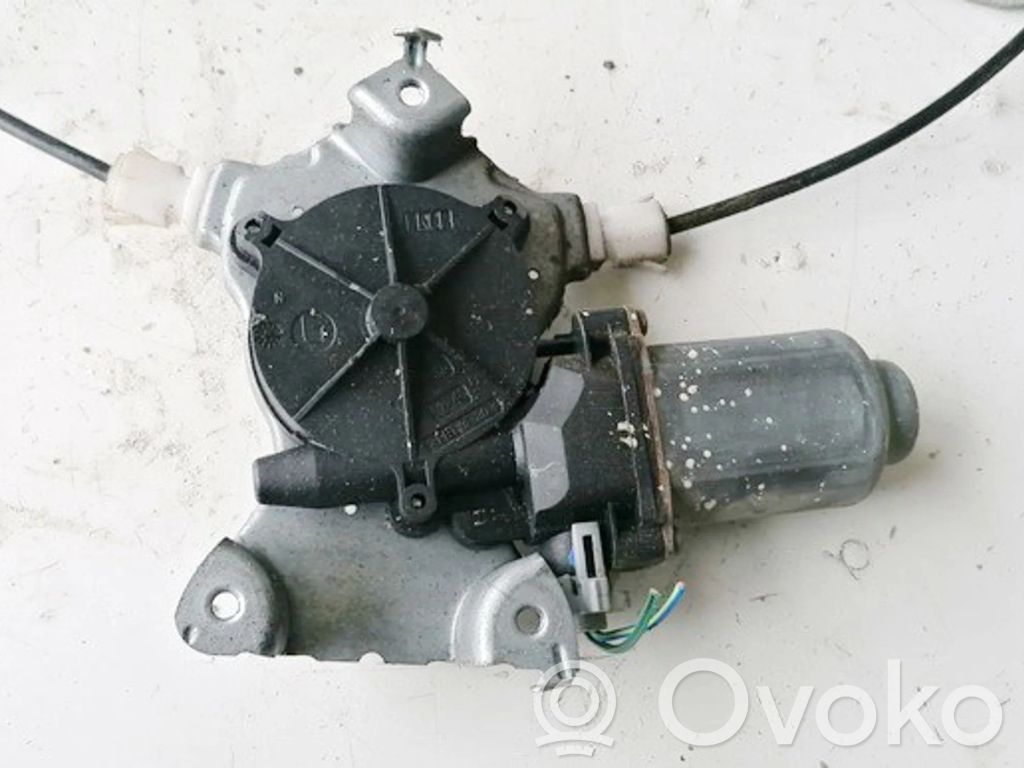 Nissan Primera Silniczek podnoszenia szyby drzwi tylnych 