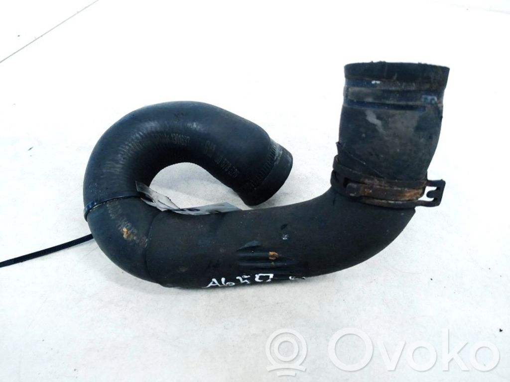 Opel Astra G Tuyau de liquide de refroidissement moteur