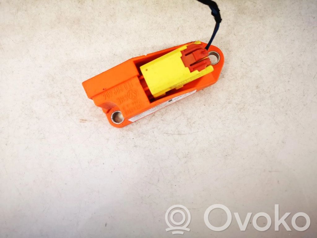 Volkswagen Touran I Senzor impact/declanșare airbag 