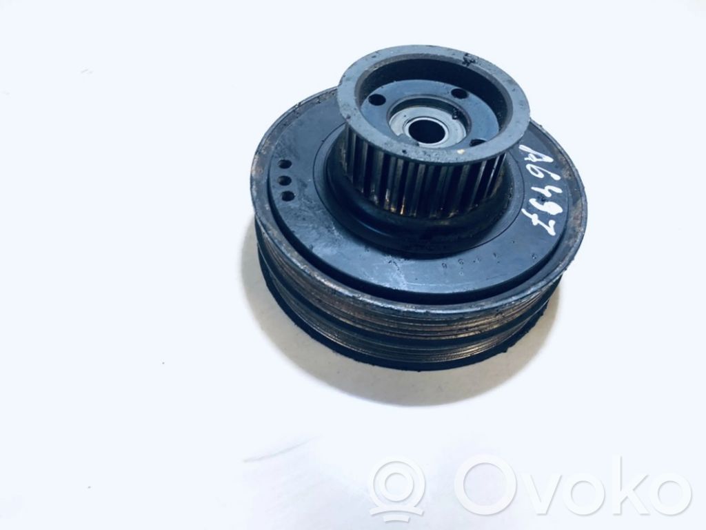 Audi A4 S4 B5 8D Puleggia dell’albero motore