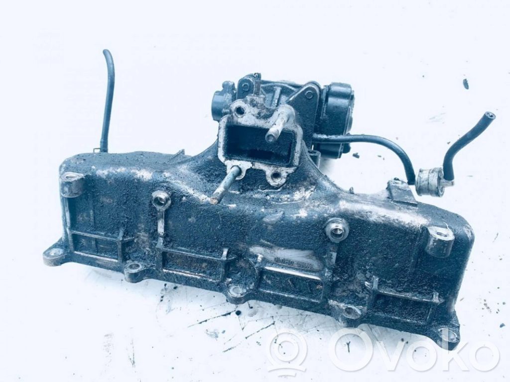 Toyota RAV 4 (XA30) Collettore di aspirazione