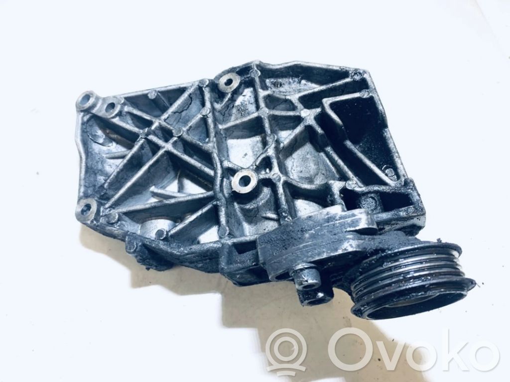 Volkswagen PASSAT B5.5 Supporto di montaggio del motore (usato)