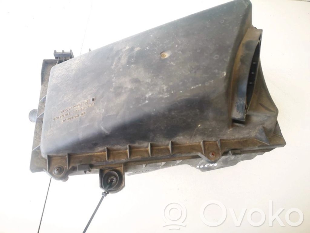 Volkswagen Golf IV Scatola del filtro dell’aria