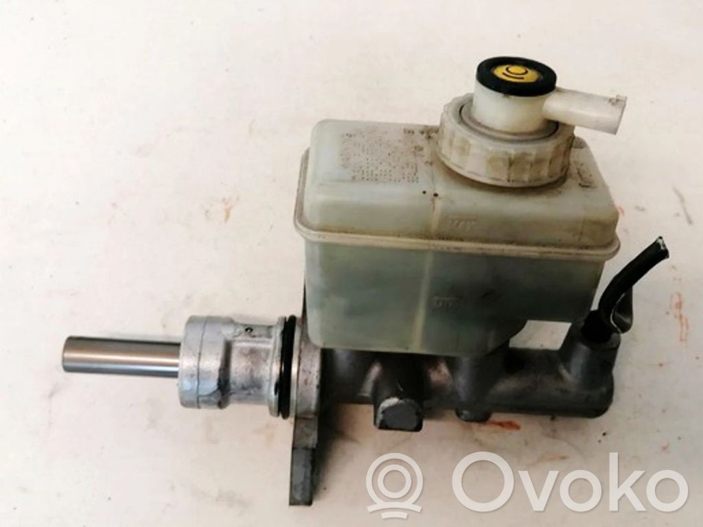 BMW 5 E39 Główny cylinder hamulca 