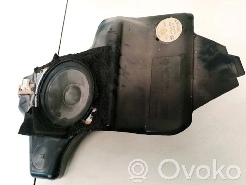BMW 5 E39 Altavoz de la puerta delantera 