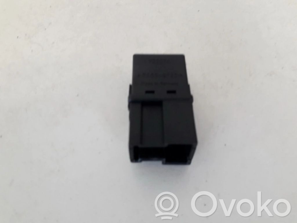 Muu rele   MB953382,V23074,MB953382,V23074