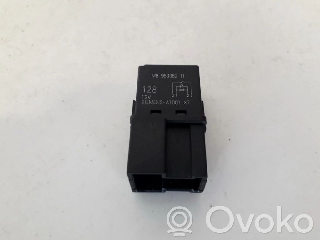 Otros relés   MB953382,V23074,MB953382,V23074