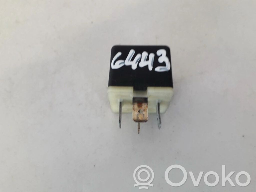 Audi 100 S4 C4 Alte relee 