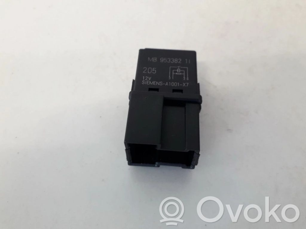 Muu rele   MB953382,V23074,MB953382,V23074