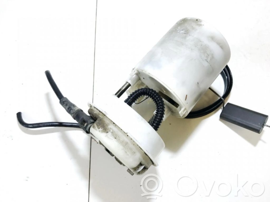 Mitsubishi Carisma Pompe à carburant 