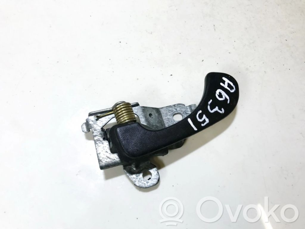 Mitsubishi Carisma Manecilla interna puerta delantera 