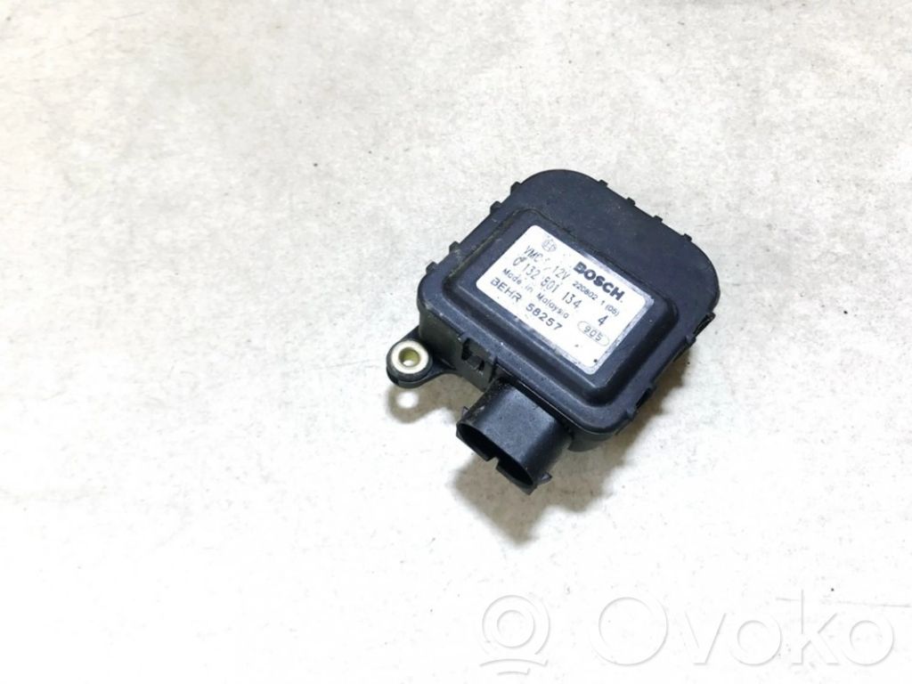 Opel Astra G Motorino attuatore aria