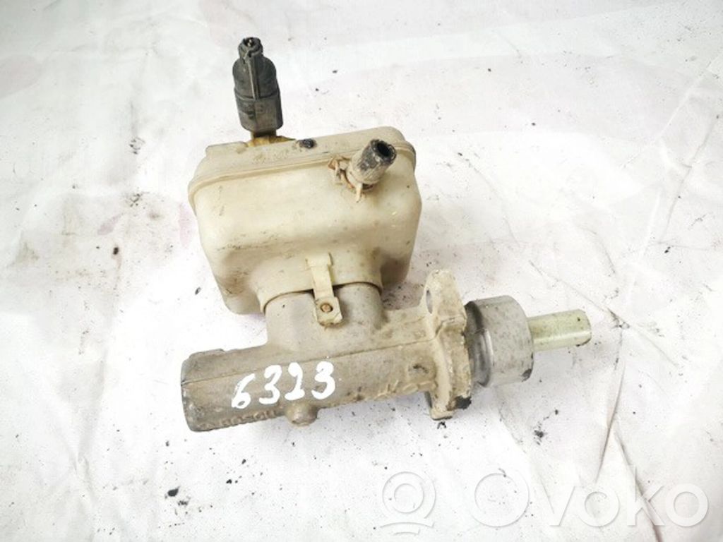 Skoda Fabia Mk2 (5J) Cilindro del sistema frenante 