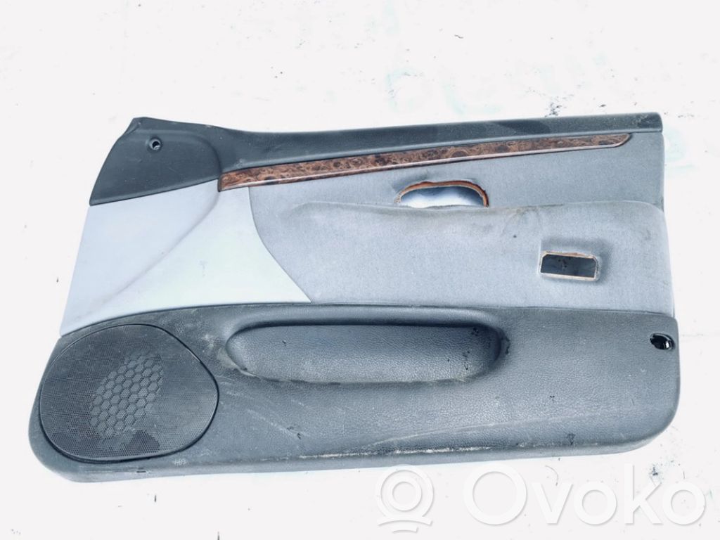 Peugeot 406 Verkleidung Tür vorne 