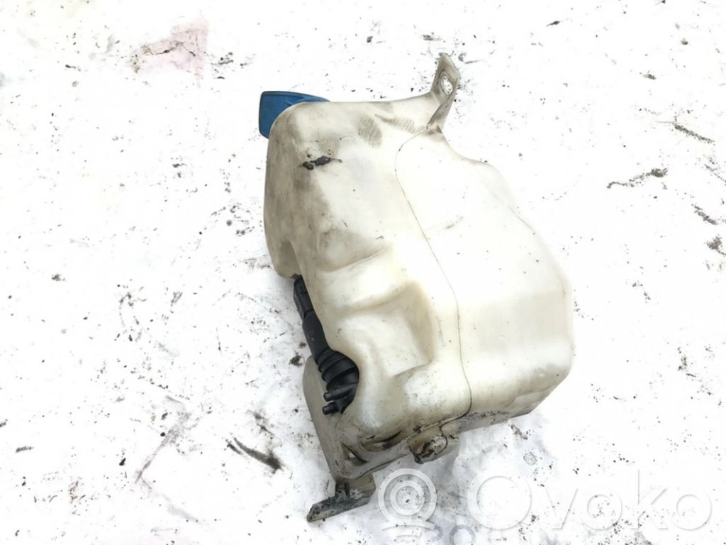 Volkswagen Golf IV Réservoir de liquide lave-glace