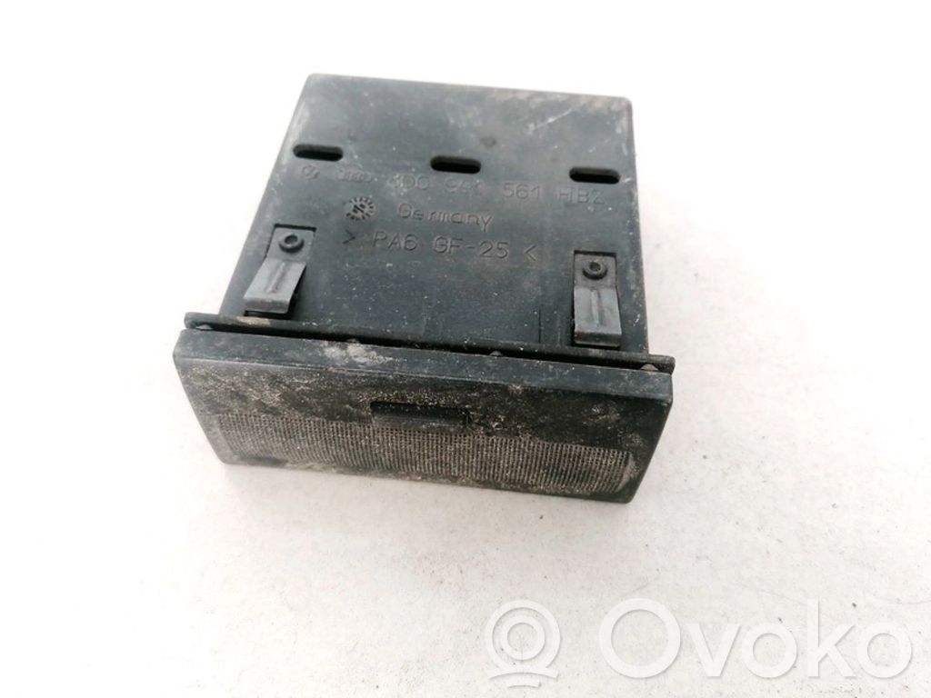 Audi A4 S4 B5 8D Aschenbecher 