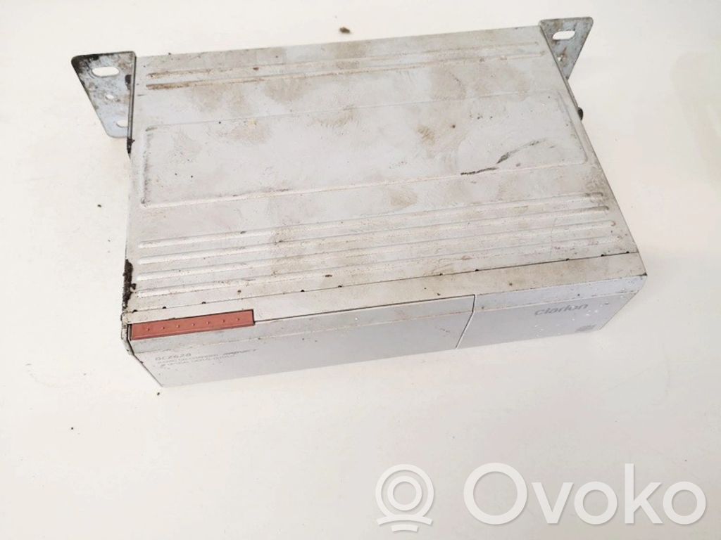 Nissan Navara D22 Navigaatioyksikkö CD/DVD-soitin 
