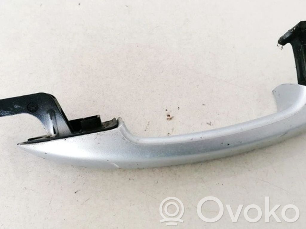 Volkswagen PASSAT B6 Etuoven ulkokahva 