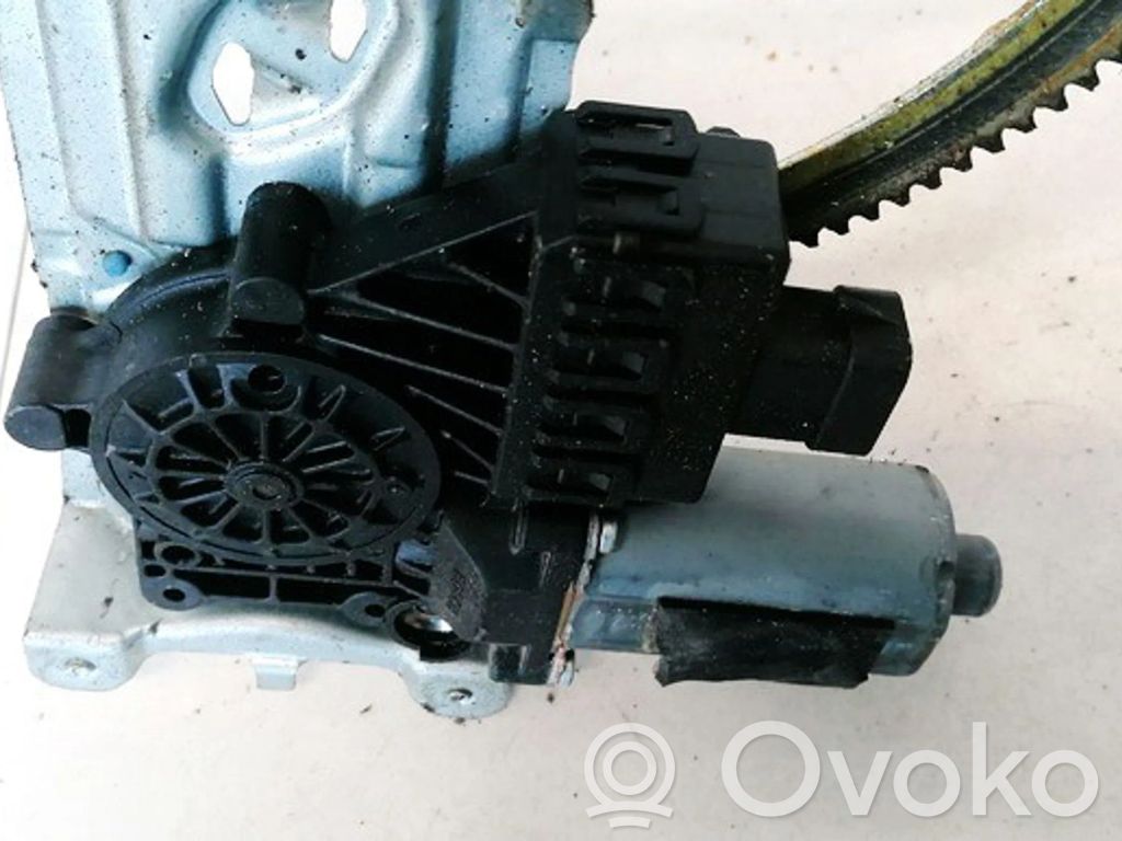 Opel Zafira B Motor macara geam ușă față 