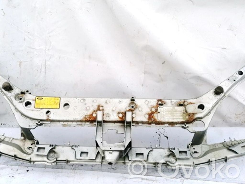 Ford Focus Radiatoru panelis 