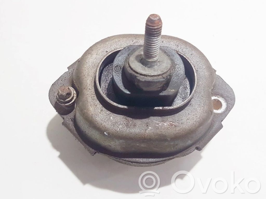 BMW X3 E83 Engine mount bracket 