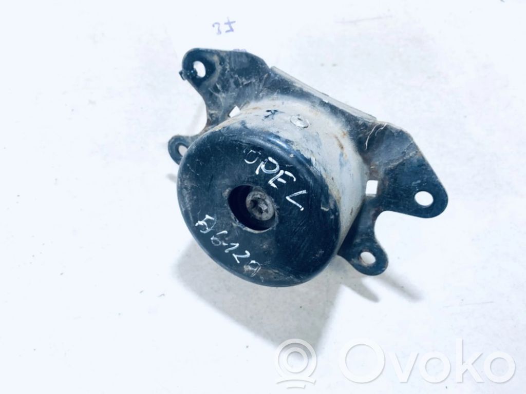 Opel Corsa C Engine mount bracket 