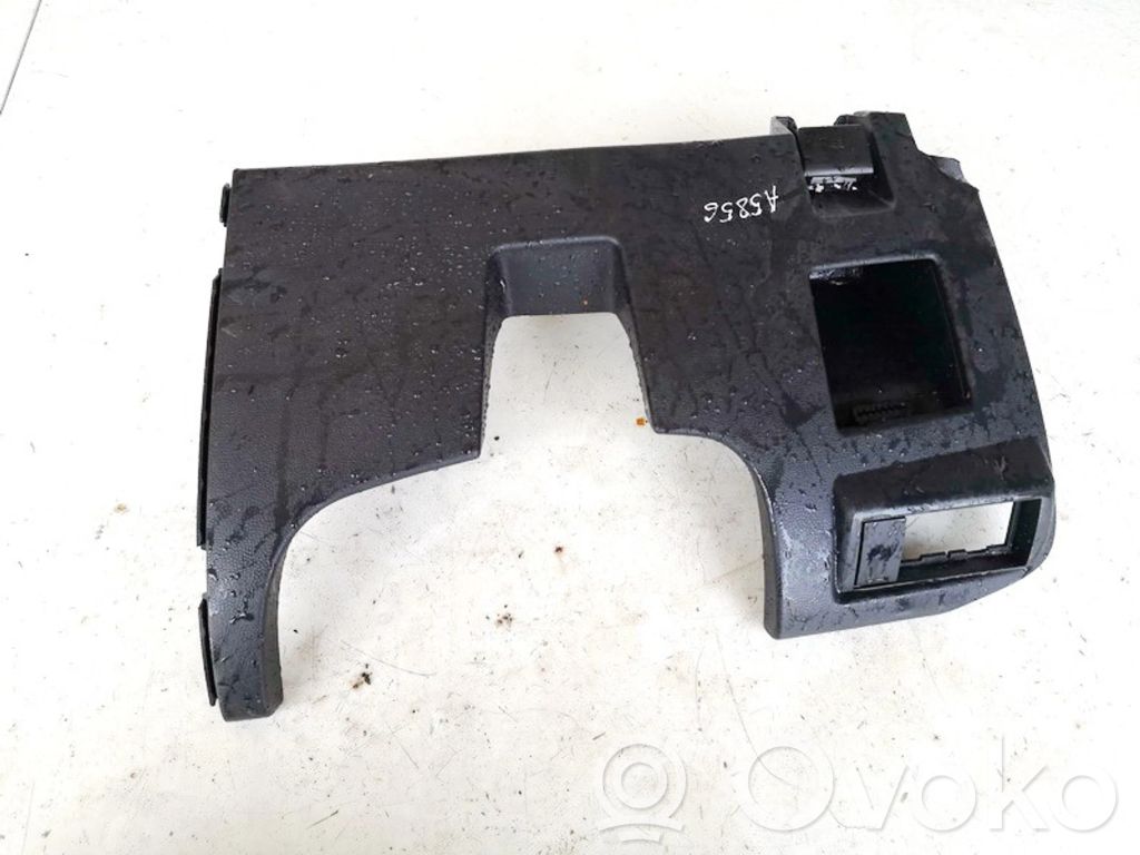 Mazda 2 Kita salono detalė 