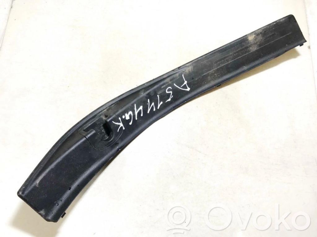 Subaru Outback Capac prag spate 