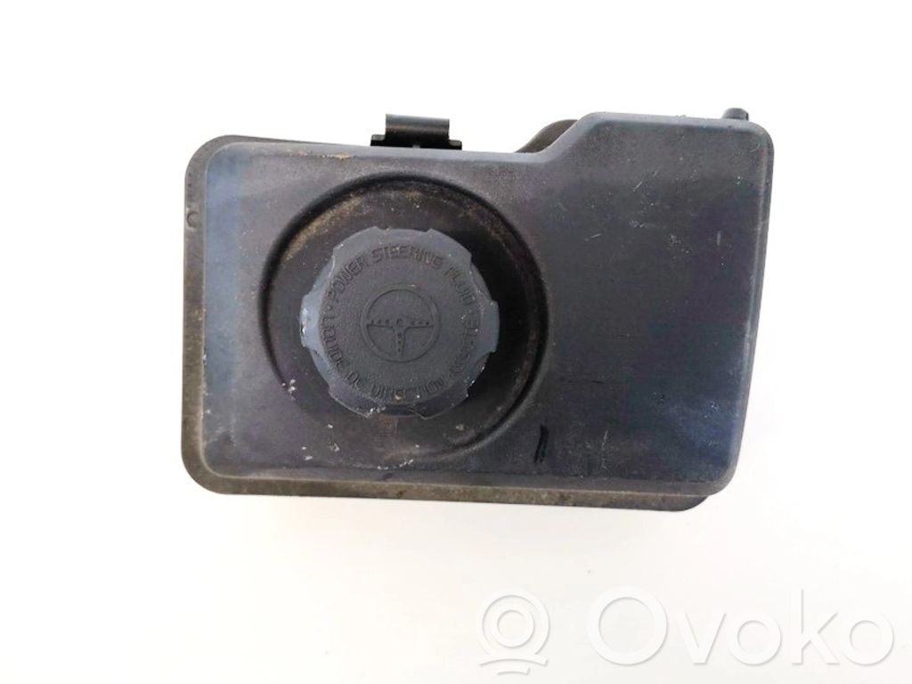 Ohjaustehostimen nestesäiliö   30680304,30680304
