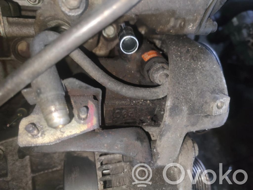 Alfa Romeo 166 Bomba de dirección hidráulica 