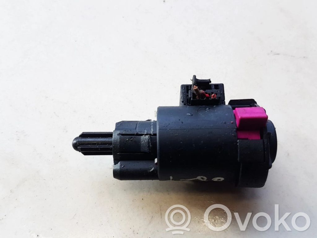 Interruptor sensor del pedal de freno   4F0945459B,966935200,050410,4F0945459B,966935200