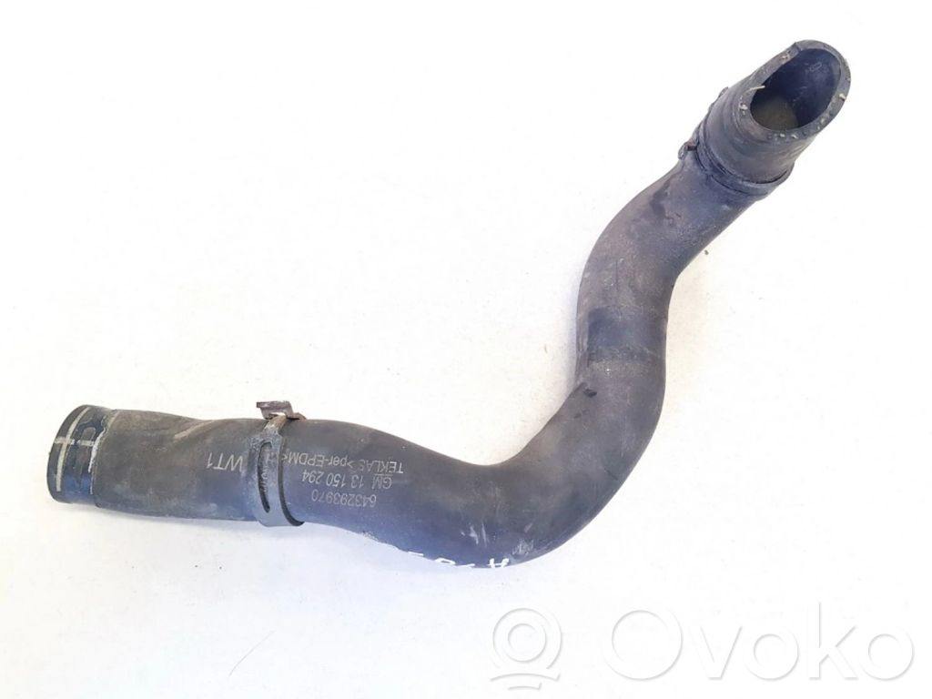Opel Astra H Tubo flessibile del liquido di raffreddamento del motore