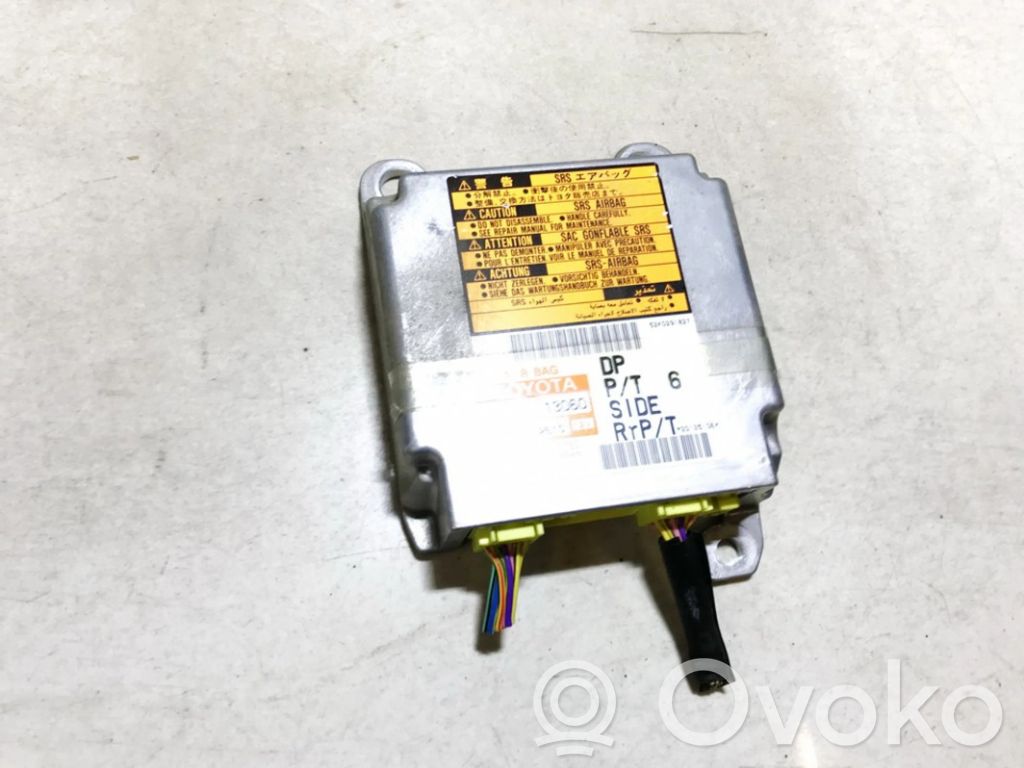 Toyota Corolla Verso E121 Unitate/modul de comandă airbaguri 