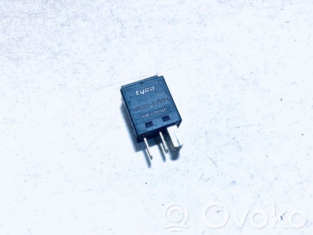 Sonstige Relais   7M0951253C,95VW10K705EA,7M0951253C,95VW10K705EA