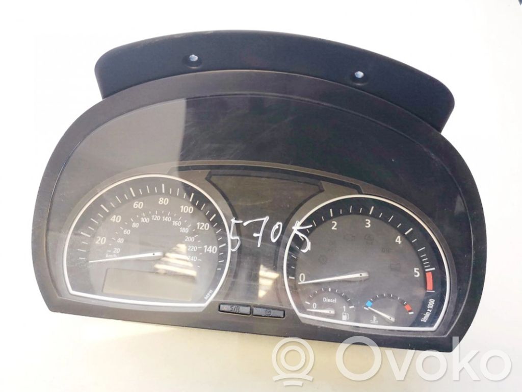 BMW X3 E83 Spidometrs (instrumentu panelī) 