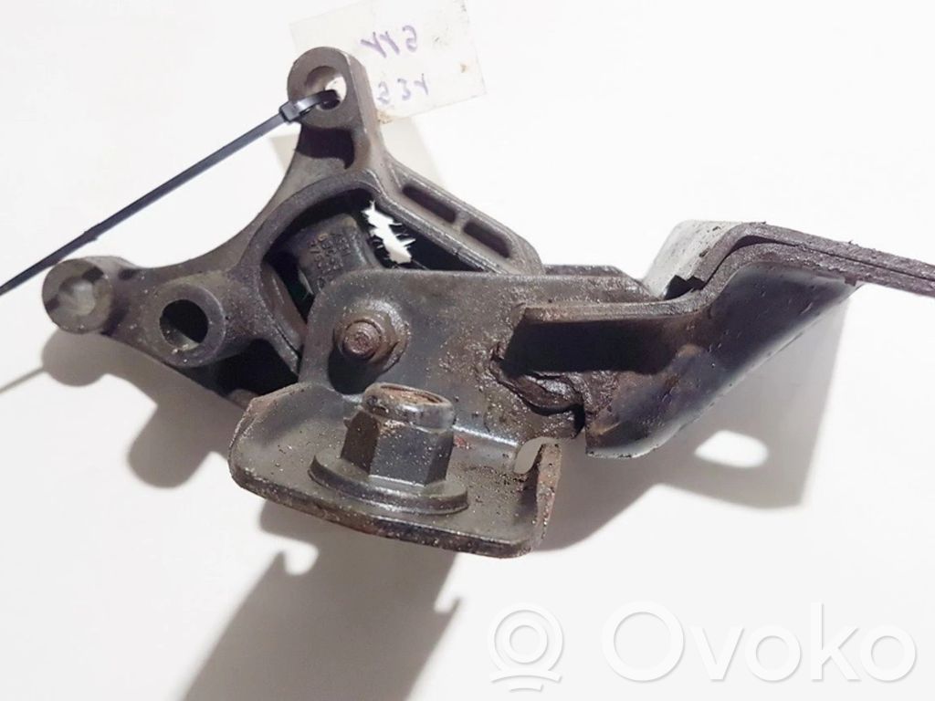 Ford Ka Wspornik / Mocowanie silnika 